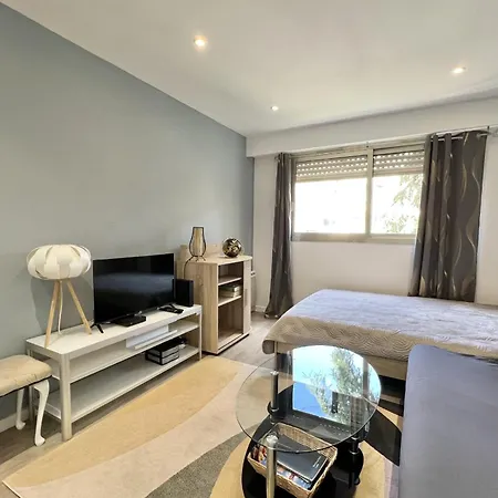 Apartment Charming Near The Old Port - Cannes
